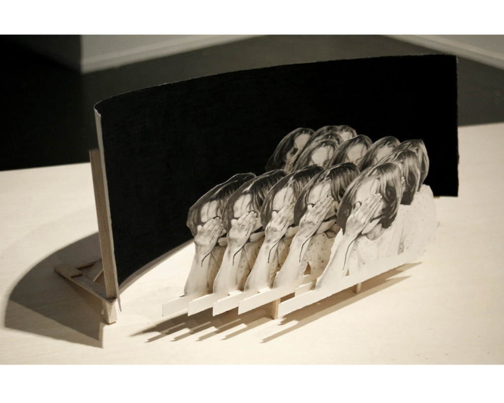 Memento Mori, Séquence 07 - 2011 maquette, mine de plomb, balsa., 18x40x15 cm