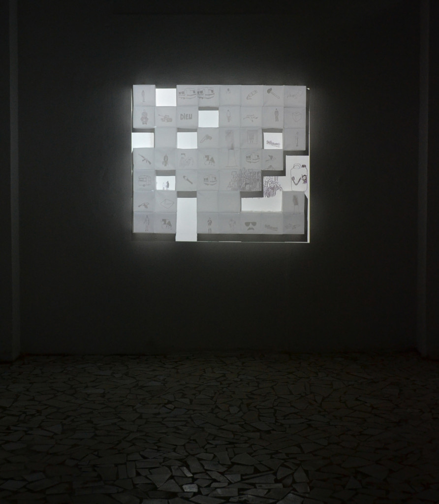 Animations projetées sur cubes en papier calque, 128x112x16 cm, 2011-2014